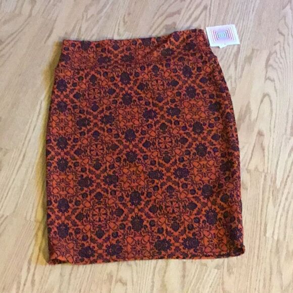 NWT LULAROE CASSIE skirt in size medium in black & orange - Picture 1 of 7